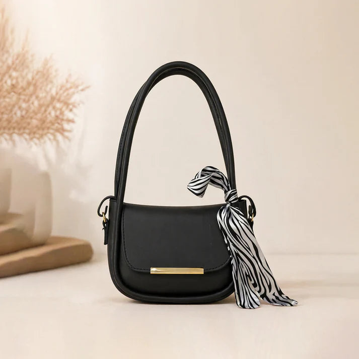 The Aesthetic Ivory Flap Bag Black 049